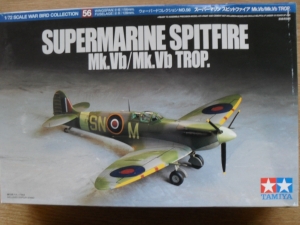 TAMIYA 1/72 60756 SUPERMARINE SPITFIRE Mk.Vb/Vb TROP